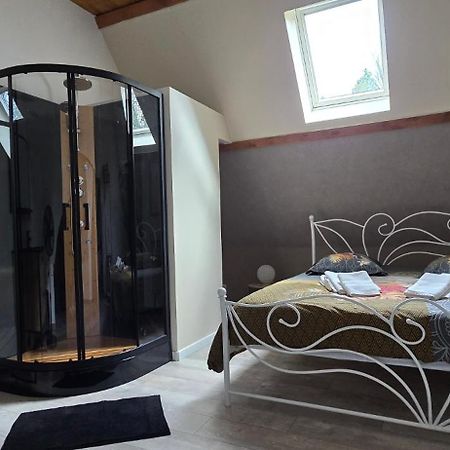 Villa Les Jardins De Raiatea 萨尔拉拉卡内达 外观 照片