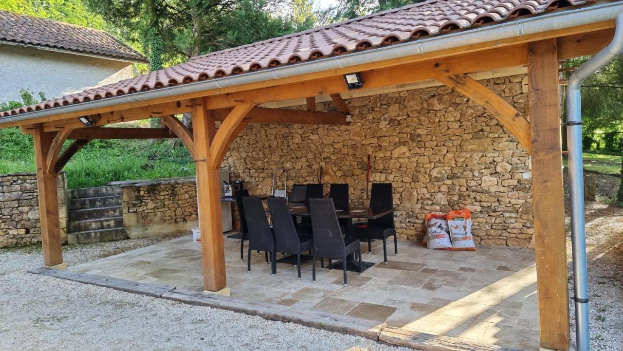 Villa Les Jardins De Raiatea 萨尔拉拉卡内达 外观 照片
