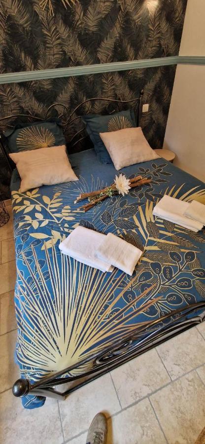 Villa Les Jardins De Raiatea 萨尔拉拉卡内达 外观 照片