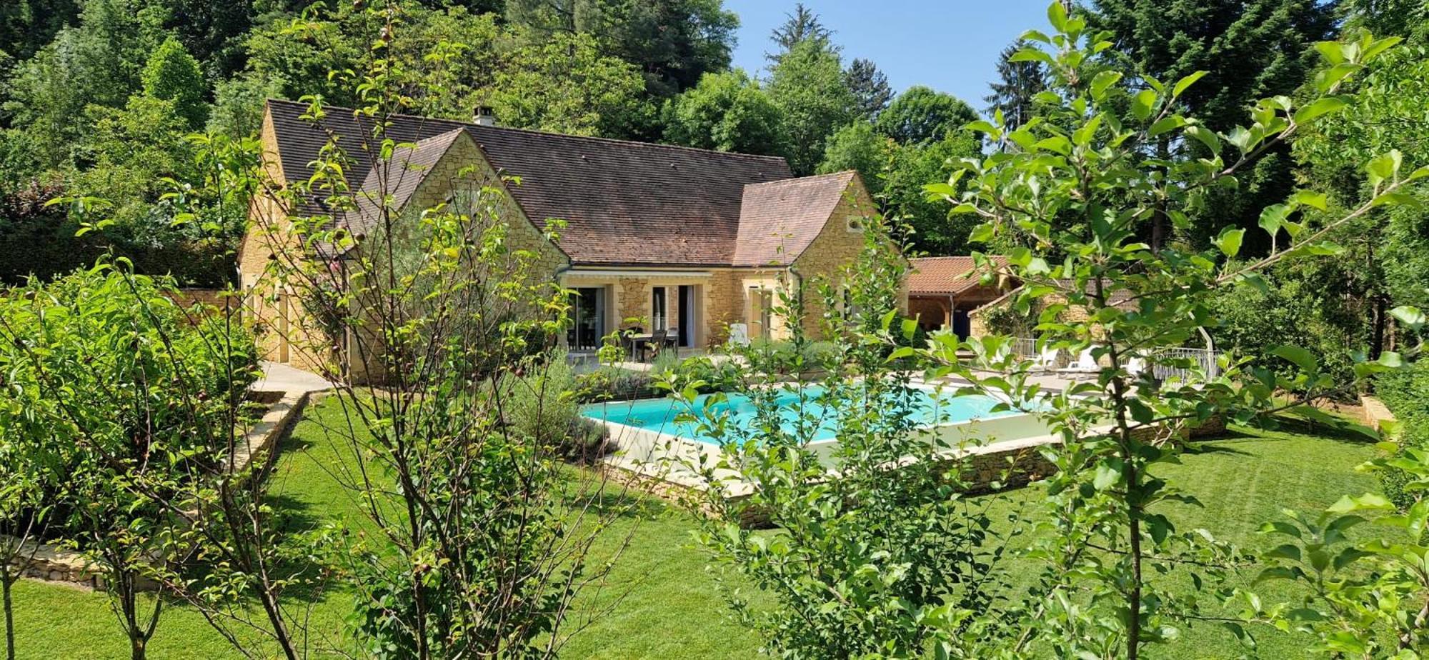 Villa Les Jardins De Raiatea 萨尔拉拉卡内达 外观 照片